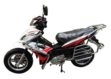 China motocicleta de 110cc 125cc Cub, rueda automática del aluminio del motor del embrague de la moto de Cub proveedor